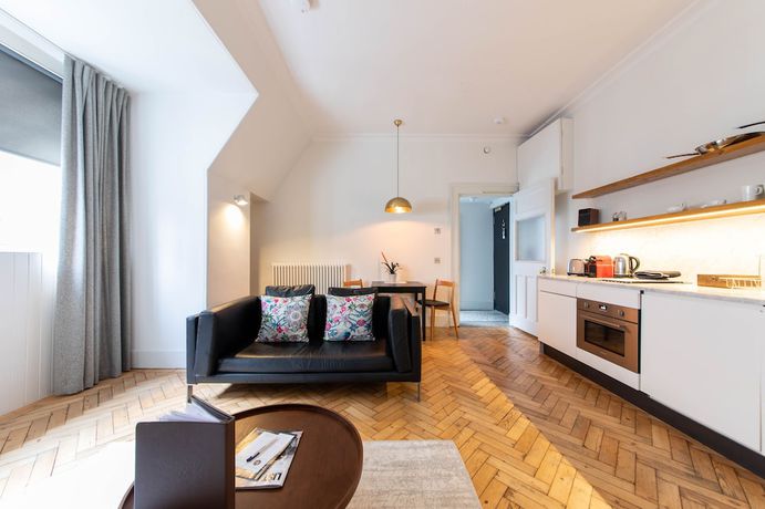 Imagen de la habitación del Hotel Linton Collection - 28 North Bridge. Foto 7