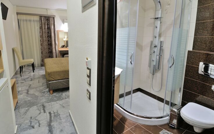 Imagen general del Hotel Lintzi. Foto 7