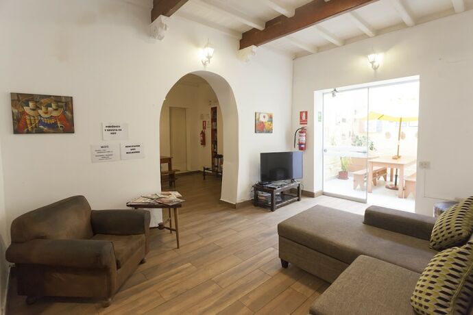 Imagen general del Hotel Lion Backpackers. Foto 5