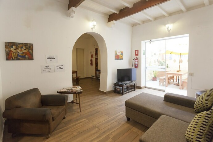 Imagen de los interiores del Hotel Lion Backpackers. Foto 36
