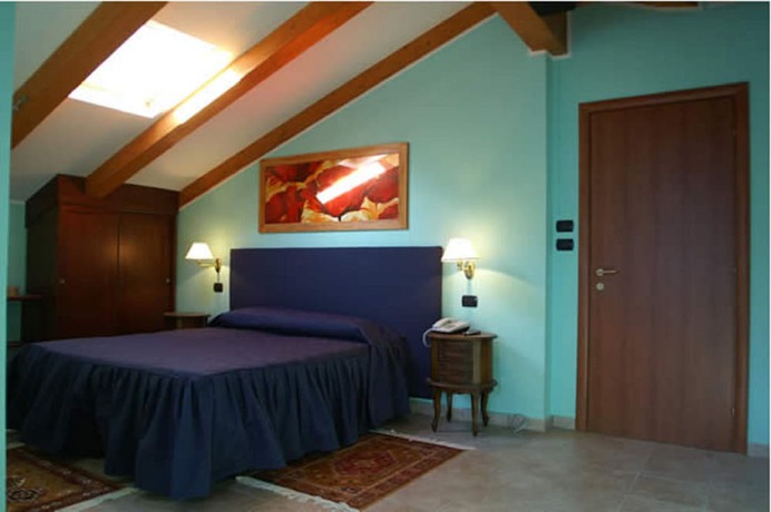 Imagen de la habitación del Hotel Lion, Balma. Foto 8