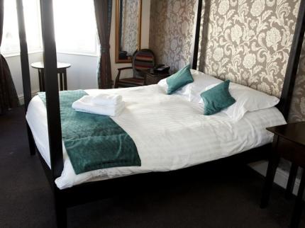 Imagen de la habitación del Hotel Lion and Swan. Foto 5