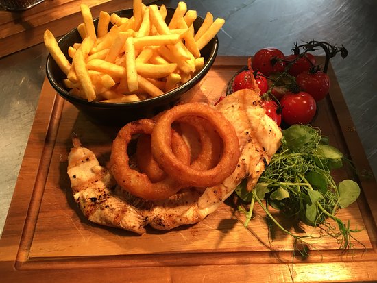 Imagen del bar/restaurante del Hotel Lion and Swan. Foto 3