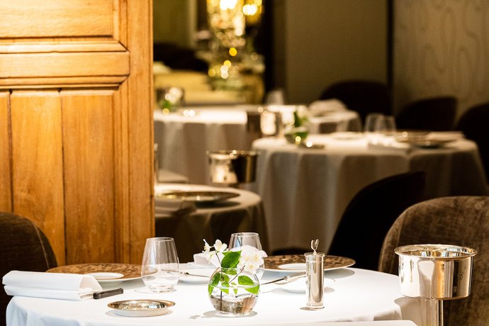 Imagen del bar/restaurante del Hotel Lion d'Or 1774 - Ch&acirc;teaux de la Loire. Foto 5