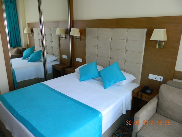 Imagen de la habitación del Hotel Liona. Foto 3