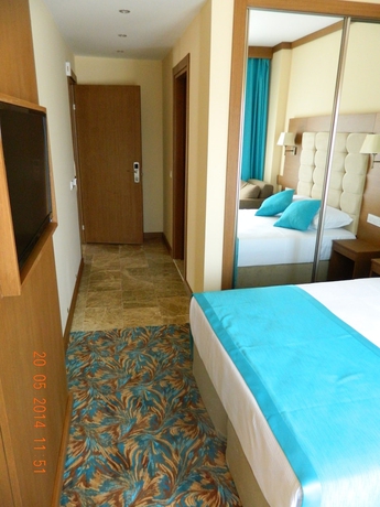 Imagen de la habitación del Hotel Liona. Foto 6
