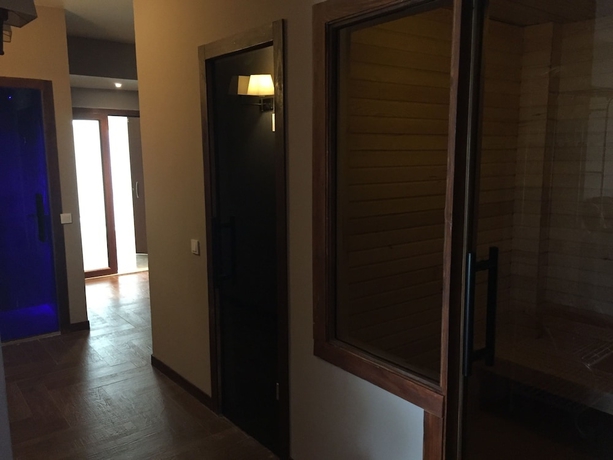 Imagen de los interiores del Hotel Liona. Foto 18