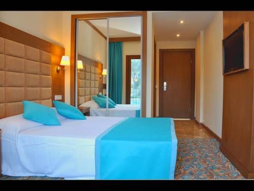 Imagen de la habitación del Hotel Liona Hotel & Spa. Foto 2