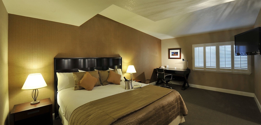 Imagen de la habitación del Hotel Lions Gate. Foto 7