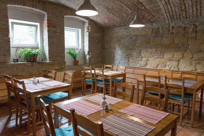 Imagen del bar/restaurante del Hotel Lions Plzen. Foto 8