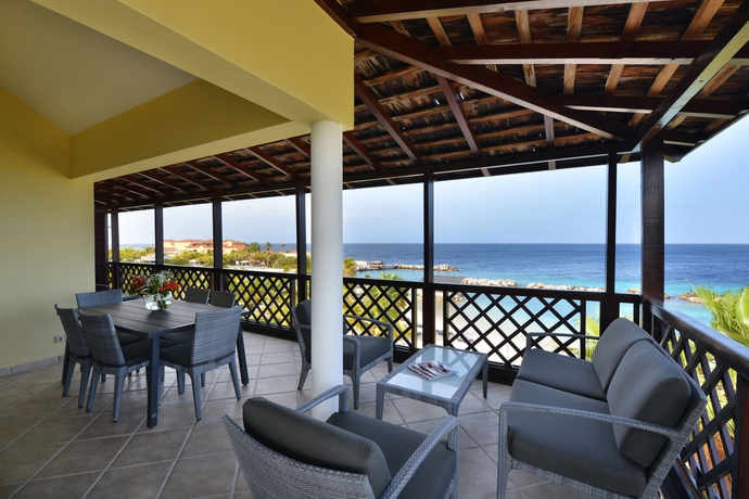 Imagen de la habitación del Hotel Lionsdive Beach Resort. Foto 3