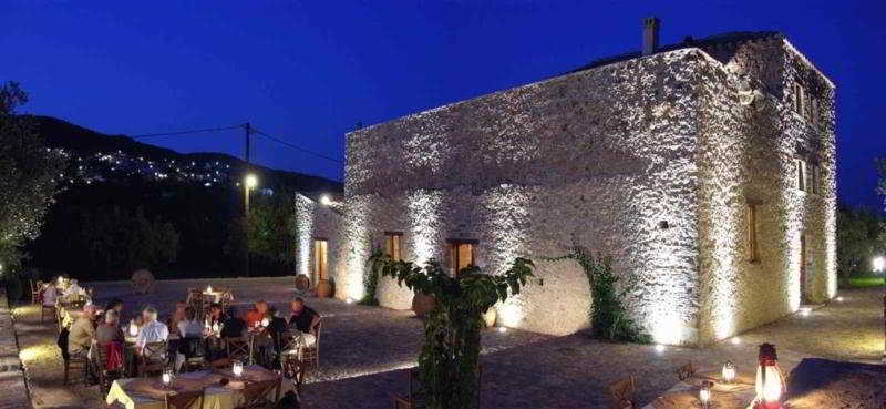 Imagen del bar/restaurante del Hotel Liotrivi Boutique. Foto 3