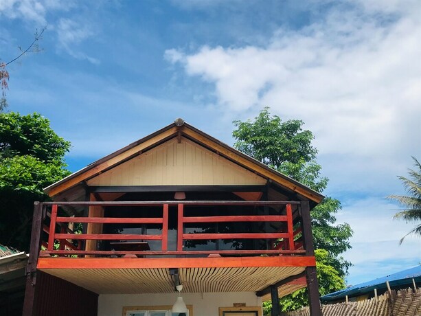 Imagen de la habitación del Hotel Lipe Garden Beach Resort. Foto 19
