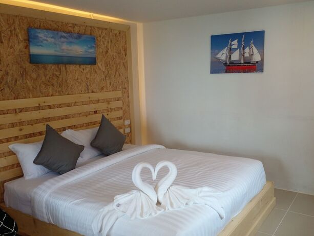 Imagen de la habitación del Hotel Lipe Garden Beach Resort. Foto 22