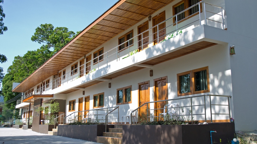 Imagen de los exteriores del Hotel Lipe Village Resort. Foto 11