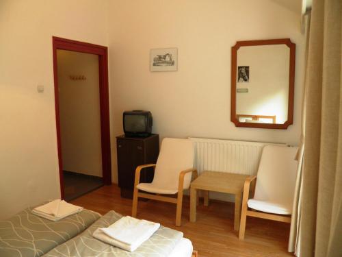Imagen de la habitación del Hotel Lipicai &eacute;s &Eacute;tterem. Foto 8
