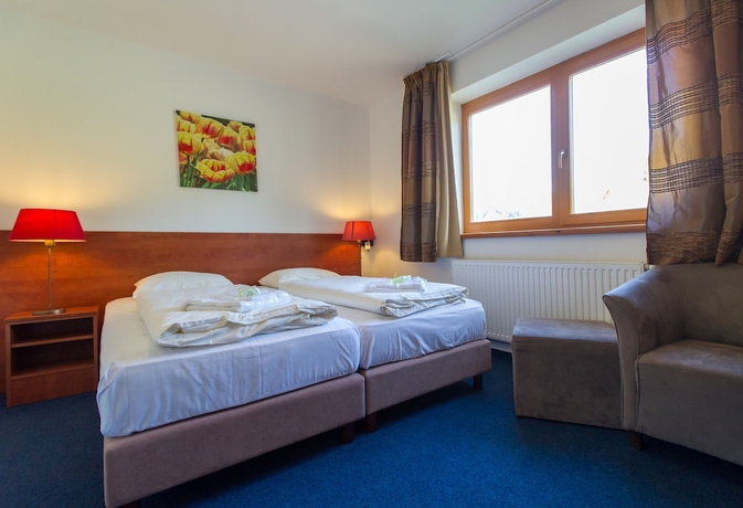 Imagen de la habitación del Hotel Lipno Lake Resort. Foto 13