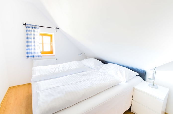 Imagen de la habitación del Hotel Lipno Nova Lake Resort. Foto 3