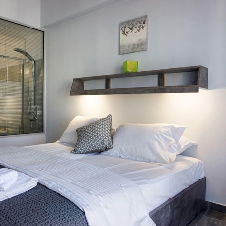 Imagen de la habitación del Hotel Liprando. Foto 13