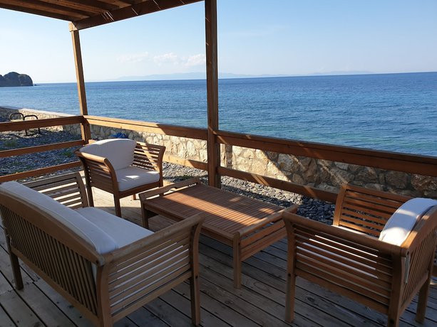 Imagen general del Hotel Lipsos Ata\'s Place. Foto 1