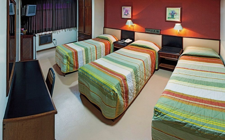 Imagen de la habitación del Hotel Lira. Foto 10