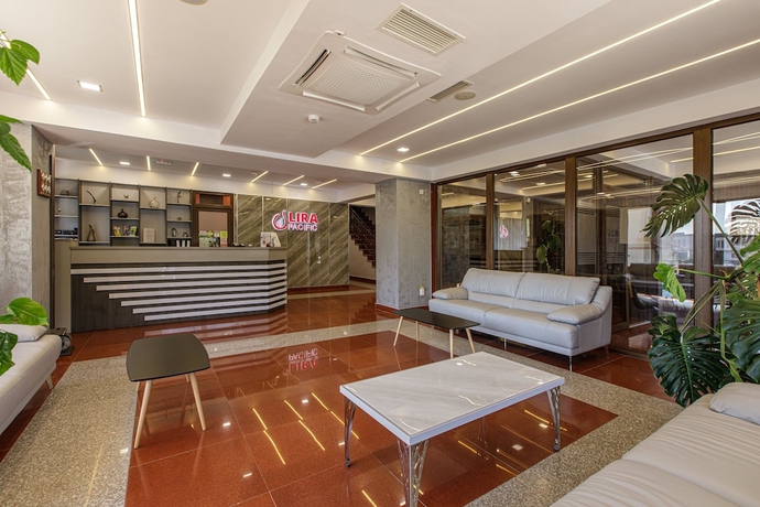 Imagen de los interiores del Hotel Lira Pacific. Foto 16