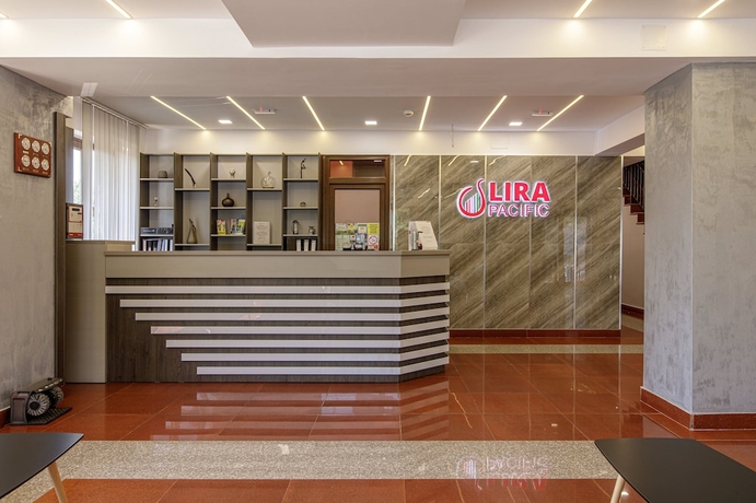 Imagen de los interiores del Hotel Lira Pacific. Foto 18