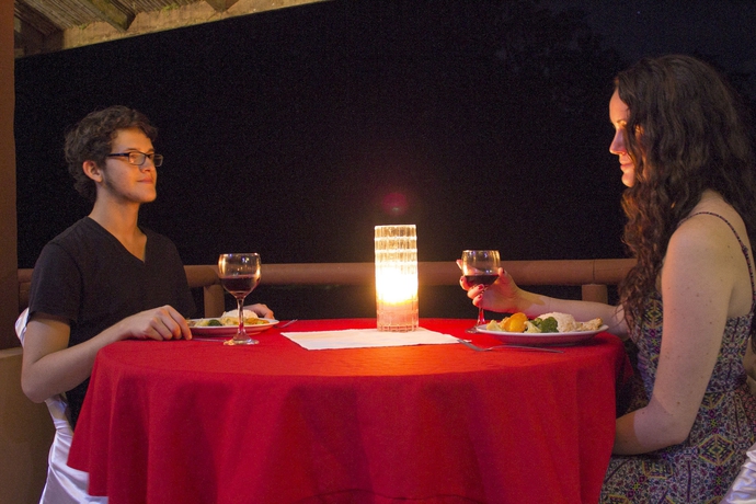 Imagen del bar/restaurante del Hotel Lirio Lodge. Foto 3