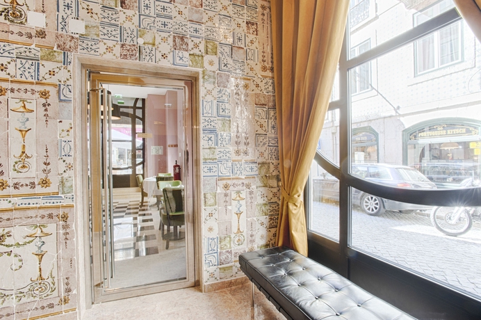 Imagen del bar/restaurante del Hotel Lis - Baixa. Foto 6