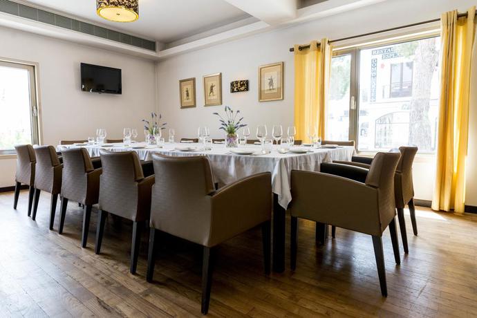 Imagen de los interiores del Hotel Lis Batalha. Foto 16