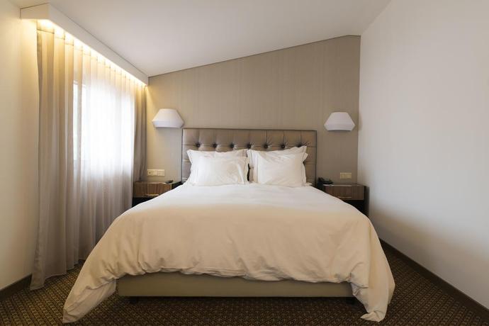 Imagen de la habitación del Hotel Lis Batalha. Foto 11