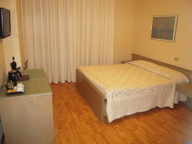 Imagen de la habitación del Hotel Lis. Foto 2