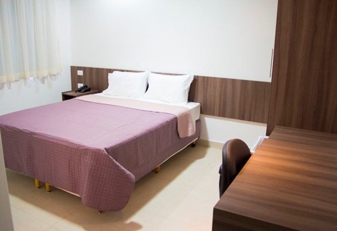 Imagen de la habitación del Hotel Lis, Teresina. Foto 15