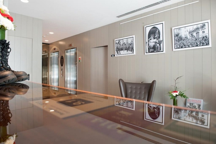 Imagen general del Hotel Lisboa Carmo. Foto 9