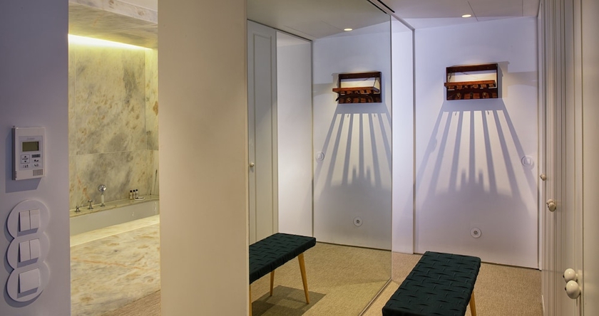 Imagen de la habitación del Hotel Lisboa Pessoa. Foto 12