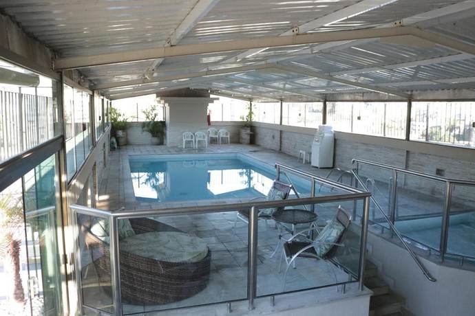 Imagen de la piscina del Hotel Lisboa, Po&ccedil;os de Caldas. Foto 19