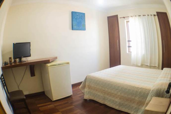 Imagen de la habitación del Hotel Lisboa, Po&ccedil;os de Caldas. Foto 10