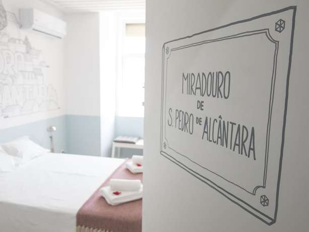 Imagen de la habitación del Hotel Lisbon Check-In Guesthouse. Foto 13