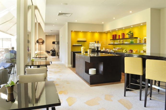 Imagen de la habitación del Hotel Lisbon Marriott. Foto 8