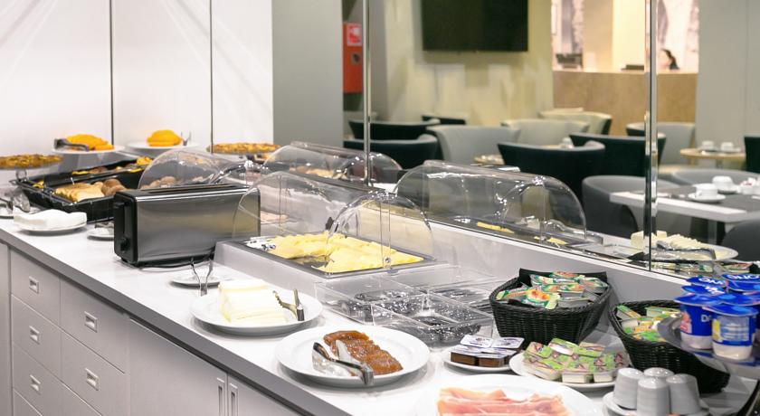 Imagen general del Hotel Lisbon São Bento. Foto 3