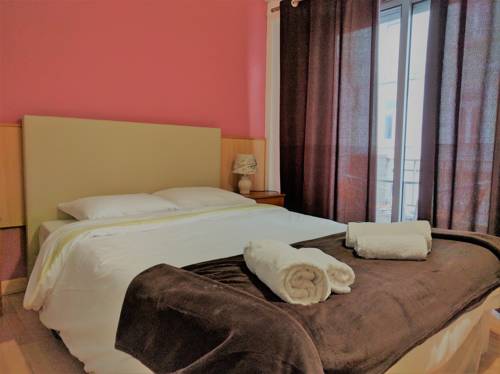 Imagen de la habitación del Hotel Lisbon Suite Home. Foto 14