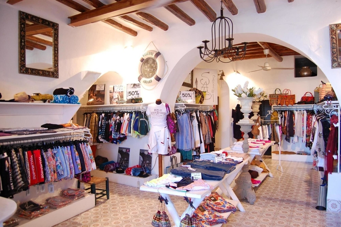 Imagen de los interiores del Hotel Lisca Bianca. Foto 14