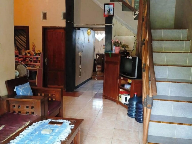 Imagen de los interiores del Hotel Lishafa Homestay. Foto 15