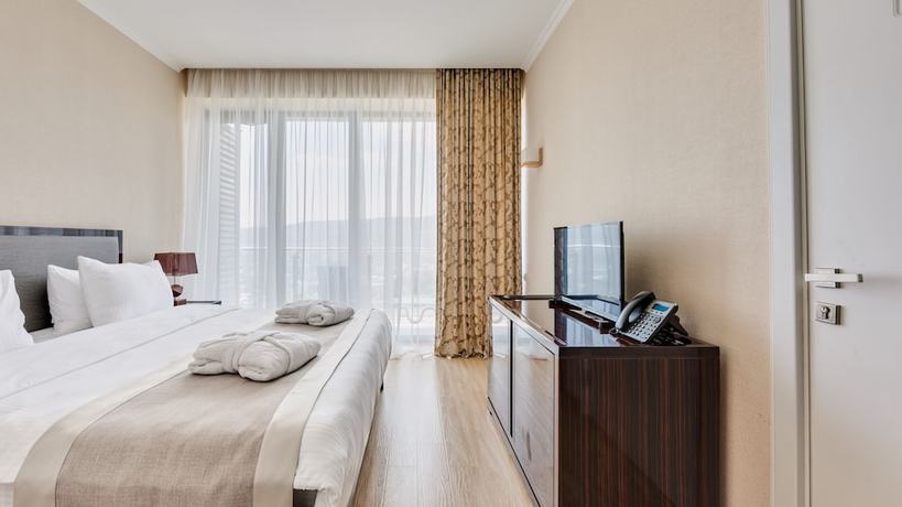Imagen de la habitación del Hotel Lisi Hills, Tbilisi. Foto 6