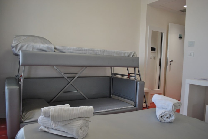 Imagen de la habitación del Hotel L'isola Di Pazze Resort. Foto 10