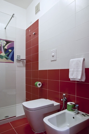 Imagen de la habitación del Hotel L'isola Di Pazze Resort. Foto 17