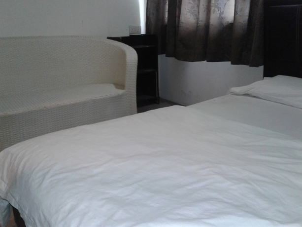 Imagen de la habitación del Hotel Lisora. Foto 11