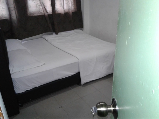 Imagen de la habitación del Hotel Lisora. Foto 19