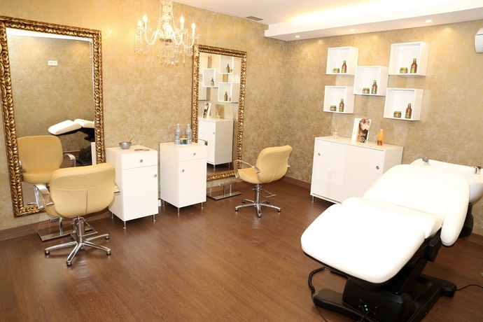 Imagen de los interiores del Hotel Lisotel. Foto 12