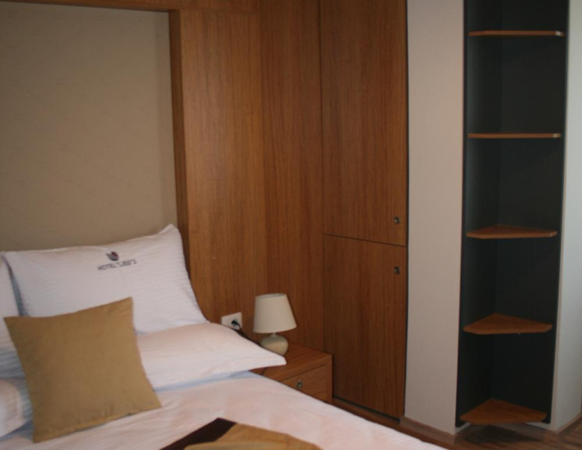 Imagen general del Hotel Liss 2, Lezhe. Foto 23